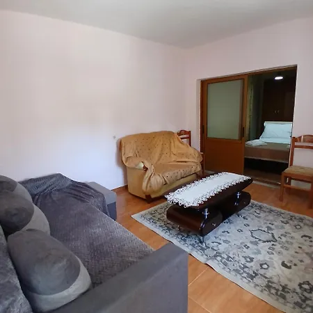 Apartment Betty's Korce